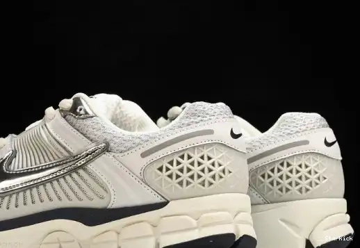 Metallic 5 Vomero Nike Photon Zoom Silver Dust 0618
